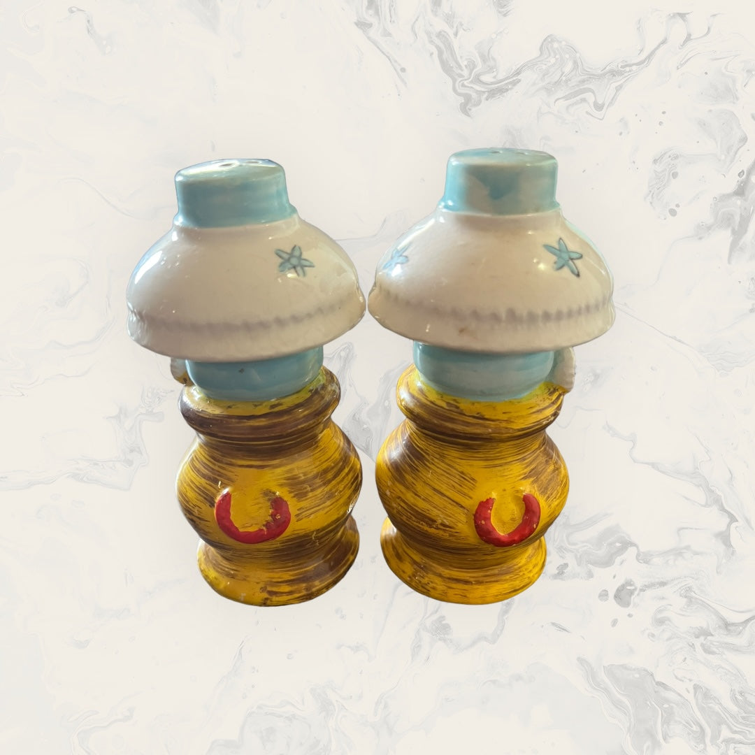 Artmark Oil Lamp Salt & Pepper Shakers