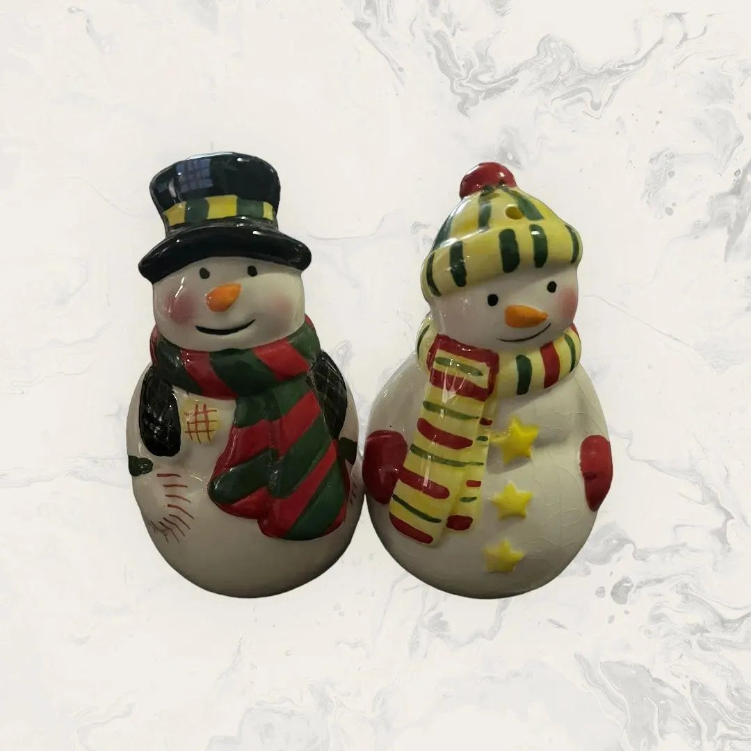 Pfaltzgraff Collectibles Snowman's Winter or Pals Salt & Pepper Shakers