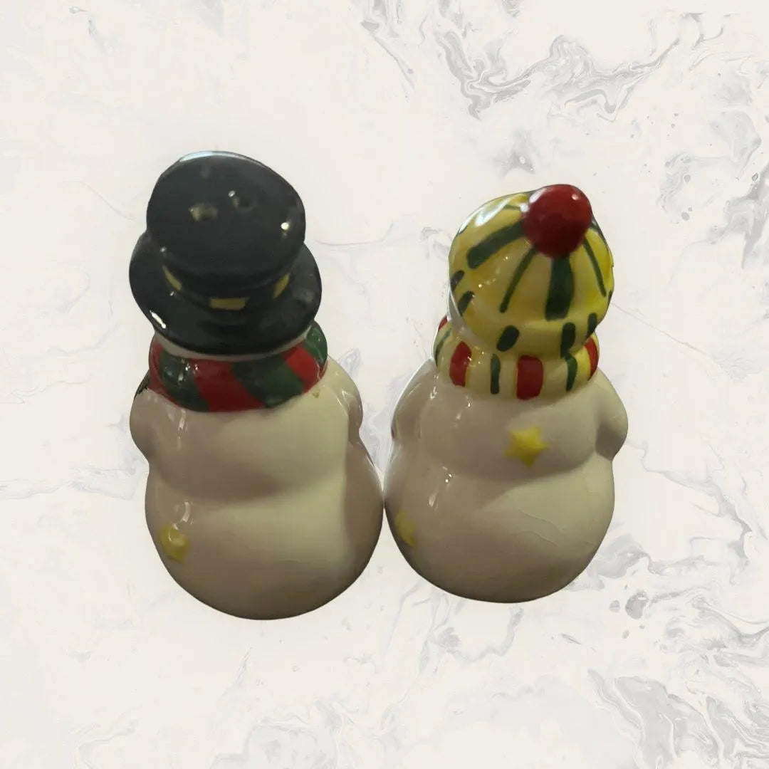 Pfaltzgraff Collectibles Snowman's Winter or Pals Salt & Pepper Shakers