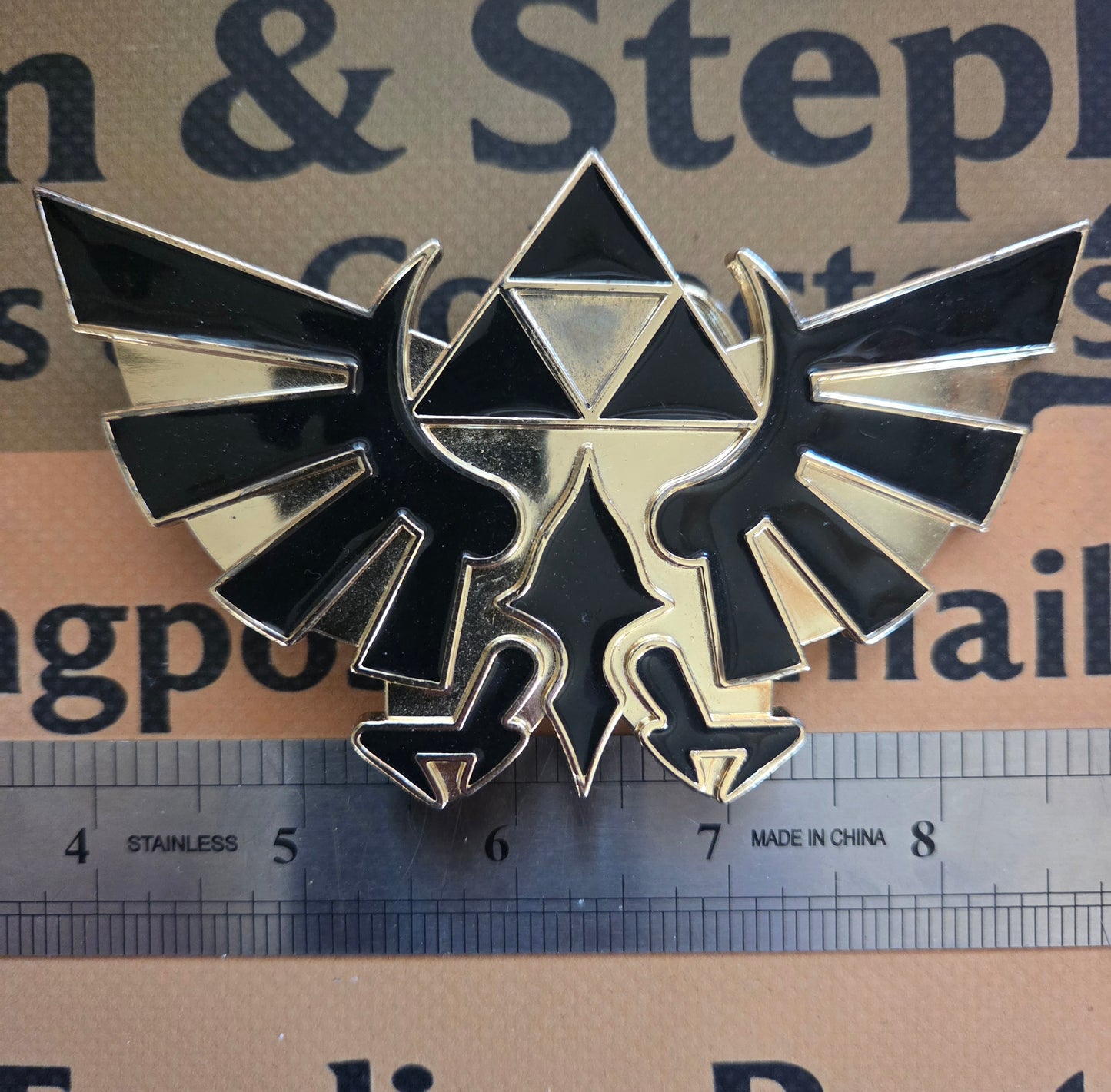 Nintendo 2009 Legend of Zelda Metal Belt Buckle